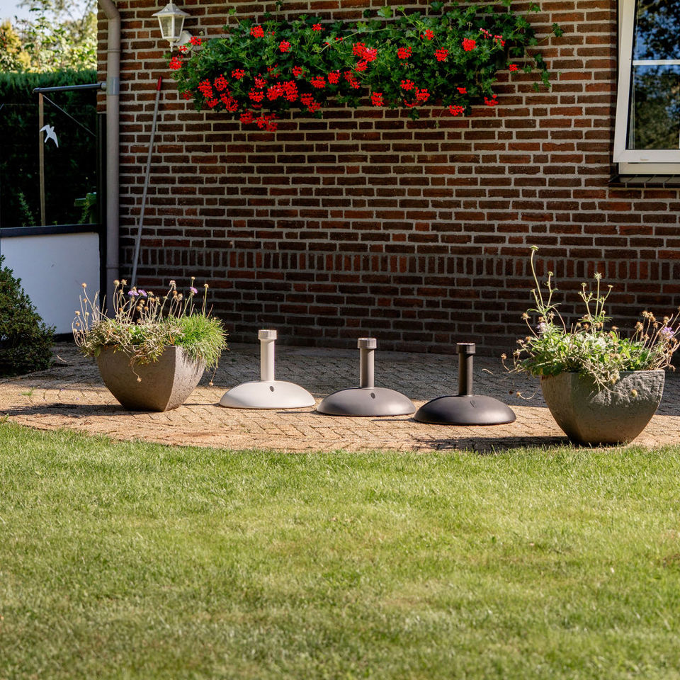 Parasolvoeten in tuin